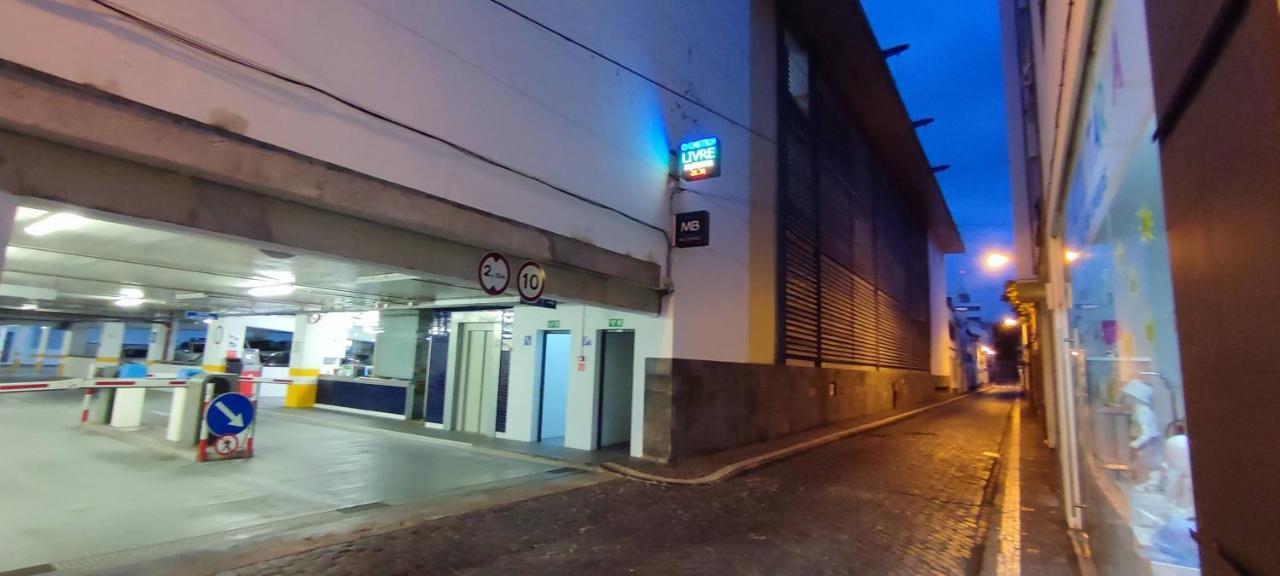 Atlantic Town 3 - Free Parking Apartment Ponta Delgada  Bagian luar foto